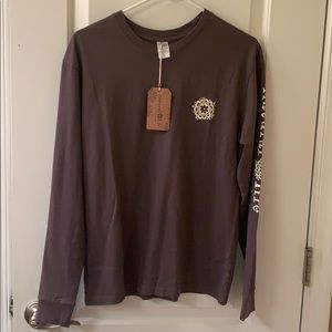 Long sleeve tshirt